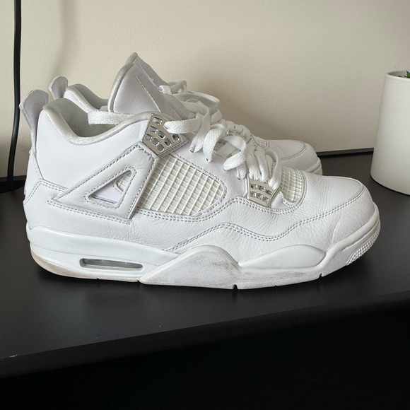 *SOLD* - Picture 4 of 13